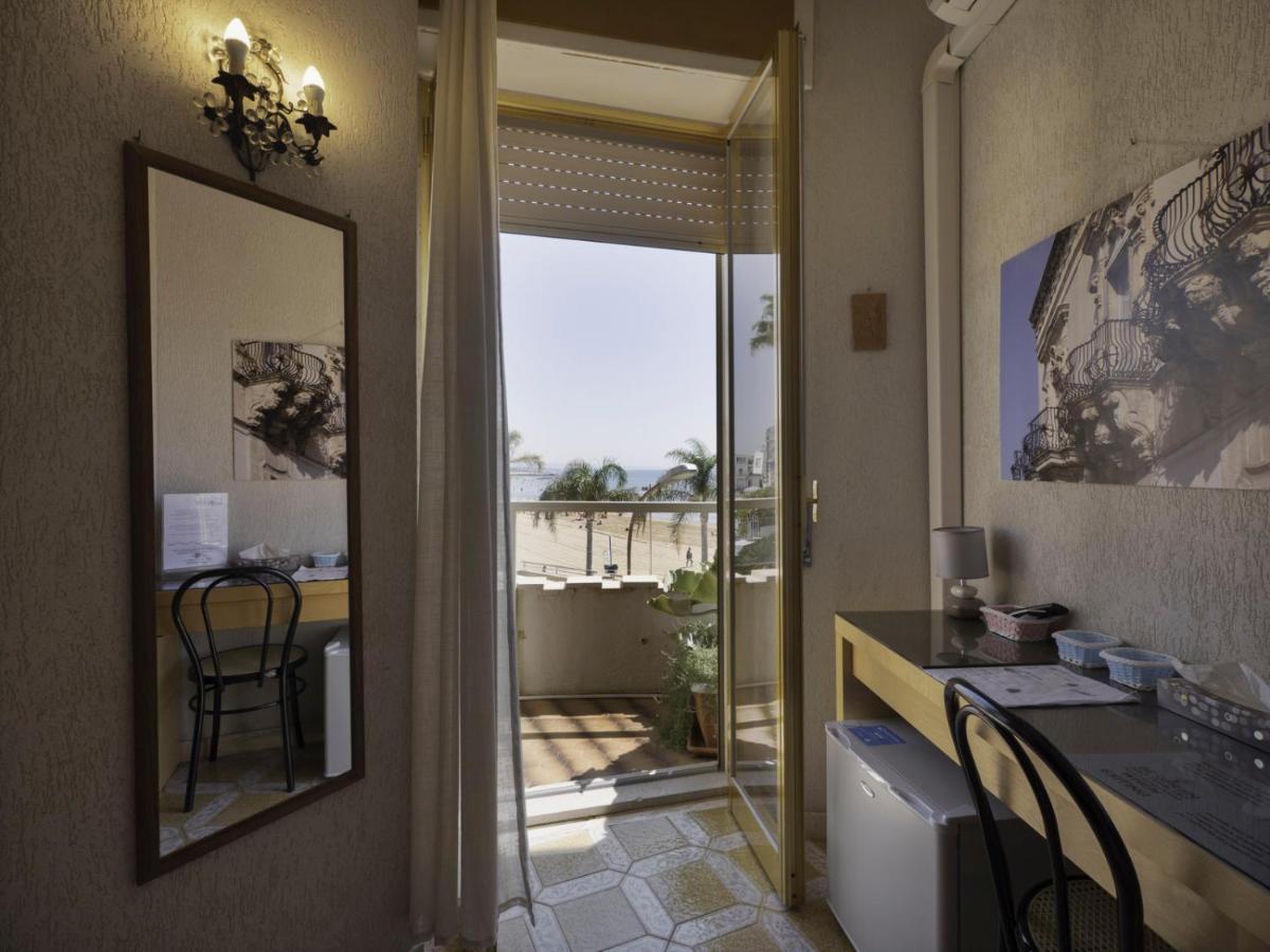 Bed and Breakfast L'Onda Marina di Ragusa Zewnętrze zdjęcie